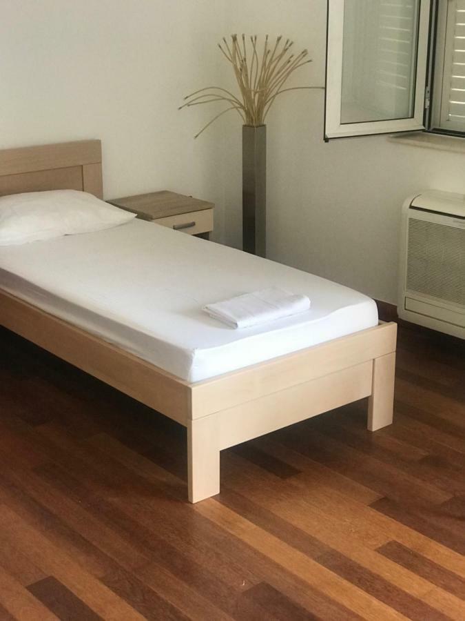 ドゥブロブニクDbk Studio Apartmanアパートメント エクステリア 写真