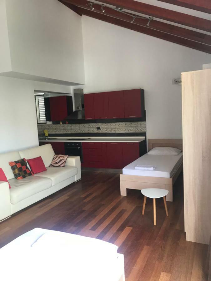 ドゥブロブニクDbk Studio Apartmanアパートメント エクステリア 写真
